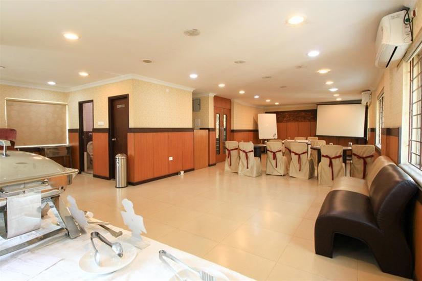 Moments Hotel Kolkata Ngoại thất bức ảnh