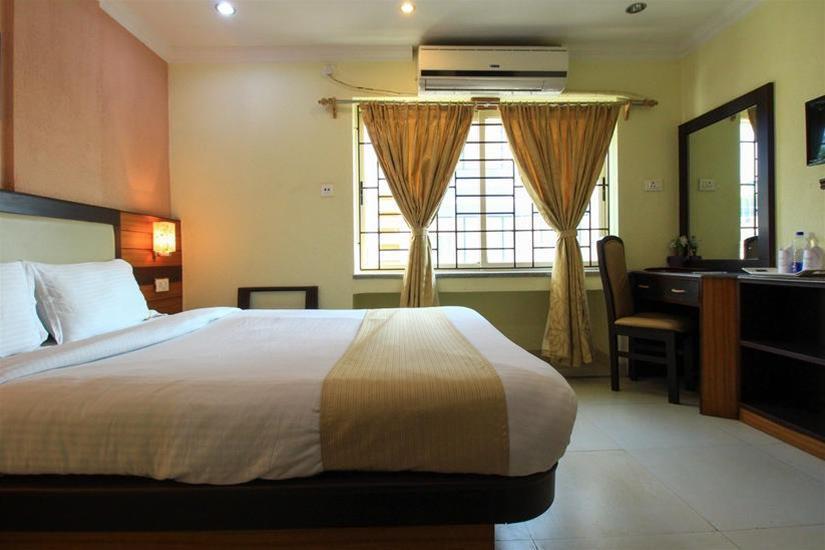 Moments Hotel Kolkata Ngoại thất bức ảnh
